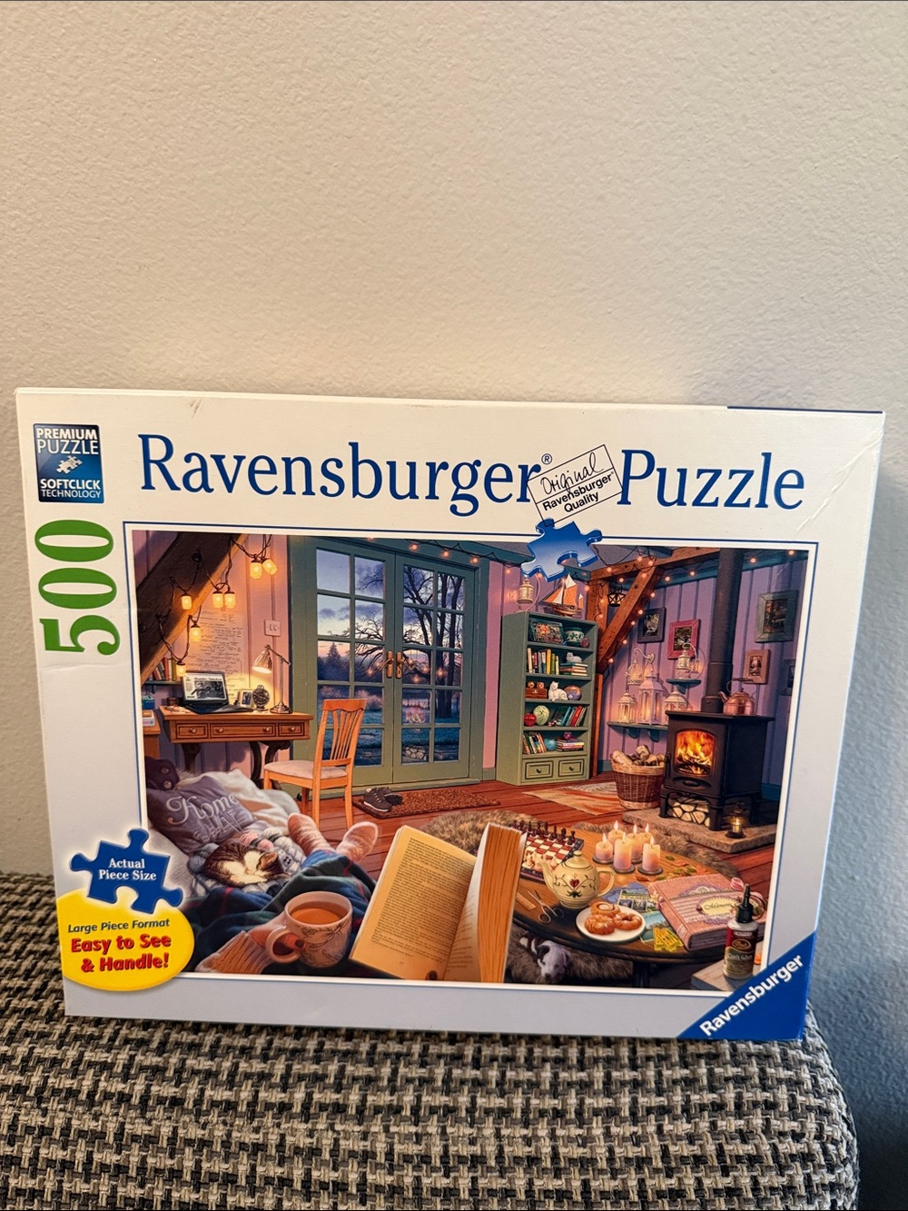 Ravensburger Cozy Retreat. Large piece format 500 pieces. Complete